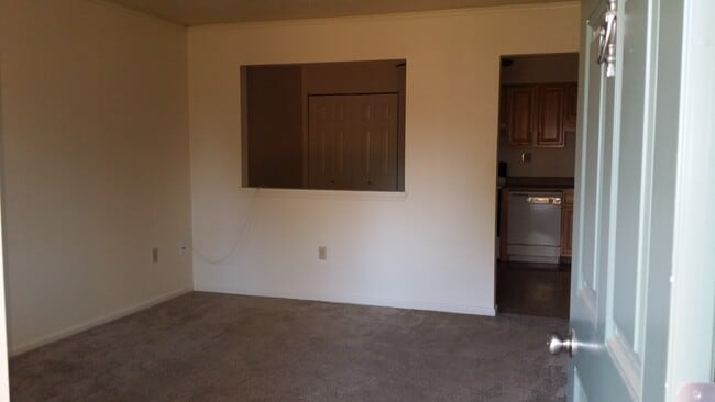Building Photo - Gladeside Apartments