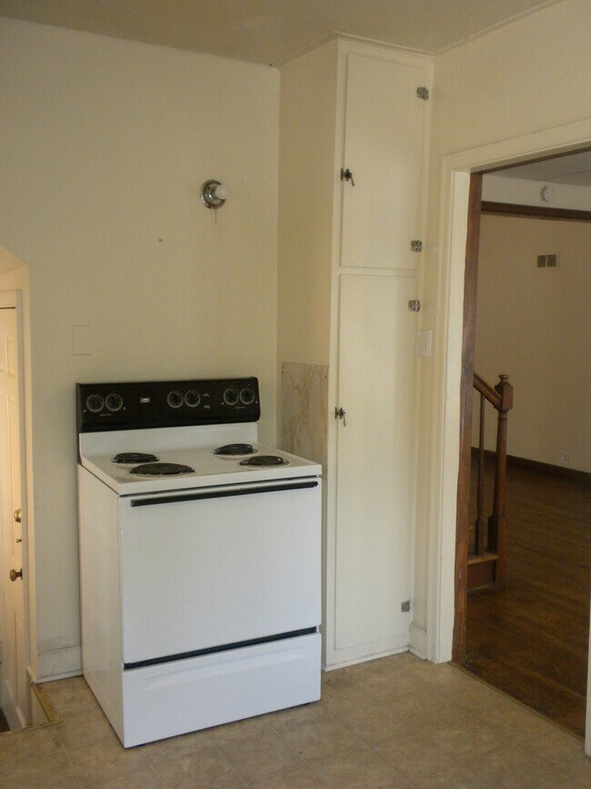 Building Photo - 1414 Anthony St