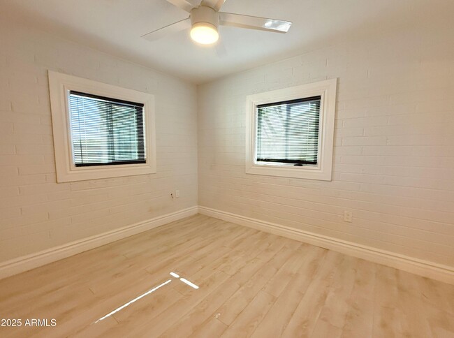 Building Photo - 2087 E 10th St
