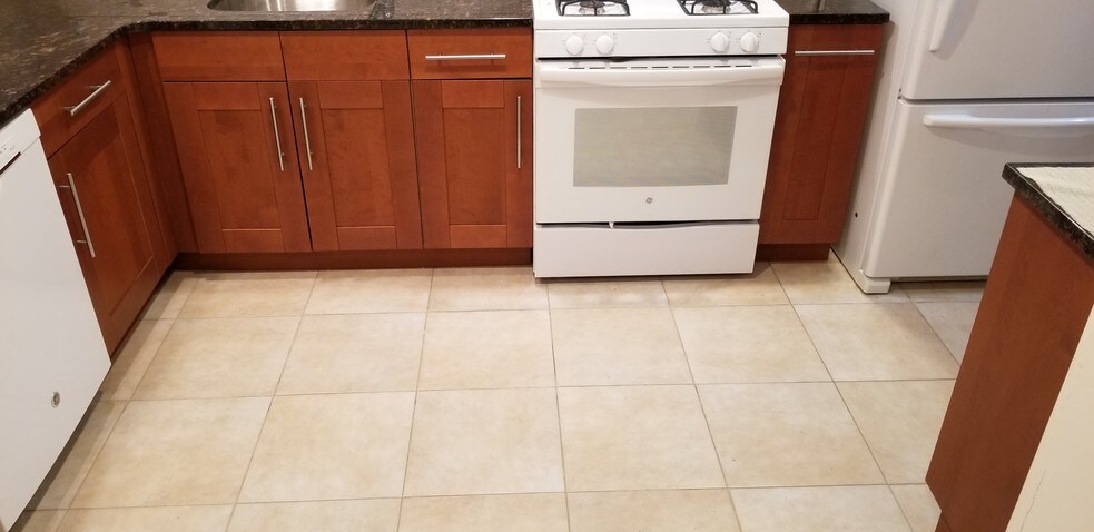 Kitchen - 519 E Market St