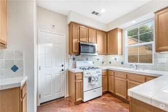 Building Photo - 8797 Ussel Ln