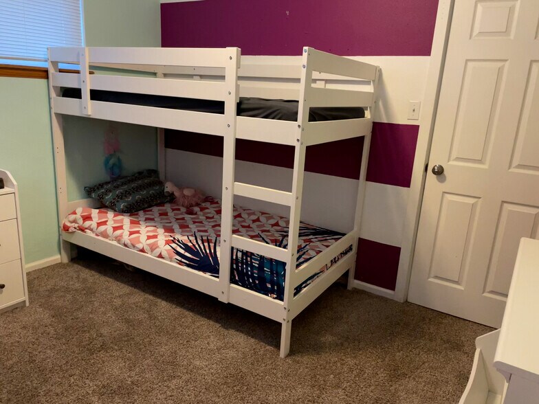 2nd Bedroom - 9291 High St