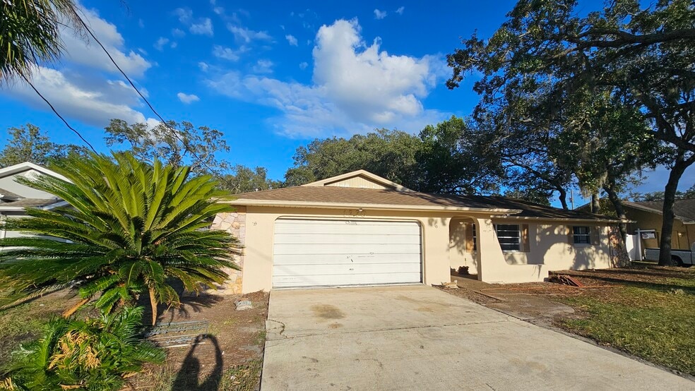 Building Photo - 1270 Deltona Blvd