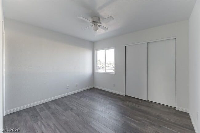 Building Photo - 29 Gold Bar Ct