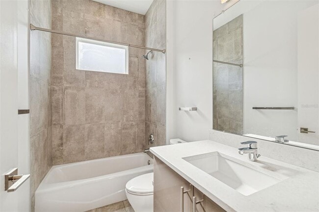 Building Photo - 6719 S Dauphin Ave