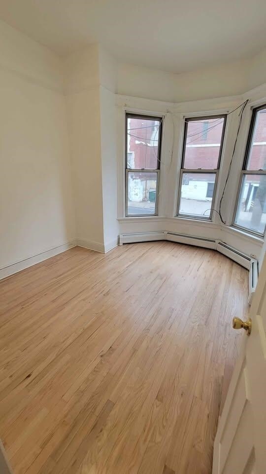 Building Photo - 262 Summit Ave