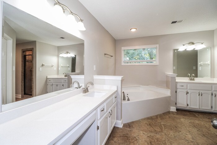 Building Photo - 8821 Chimneyrock Blvd.