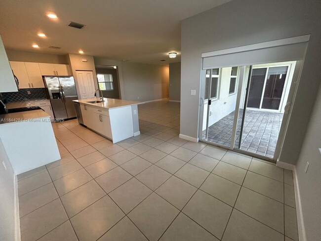 Building Photo - 16740 SW 290th Ln