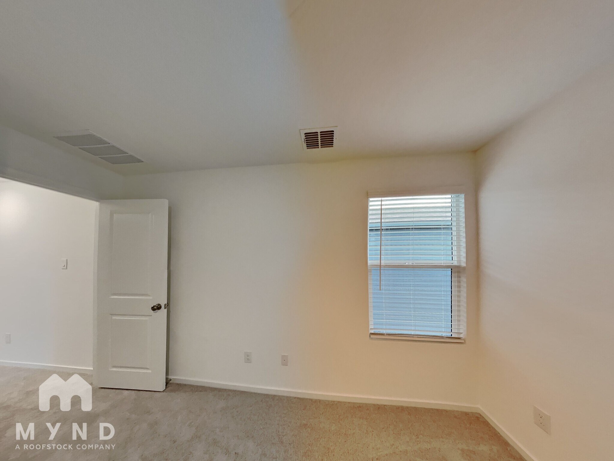Building Photo - 908 Sandhill Crane Ln