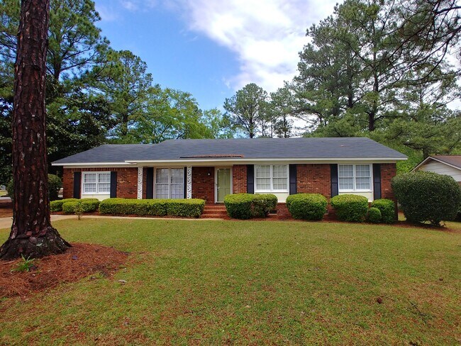 Building Photo - 2625 Partridge Dr