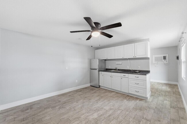 Building Photo - 15509 Casey Rd