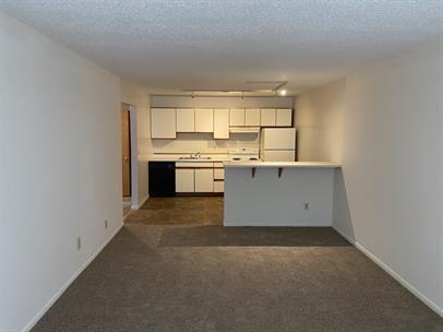 Interior Photo - Groves Apartments