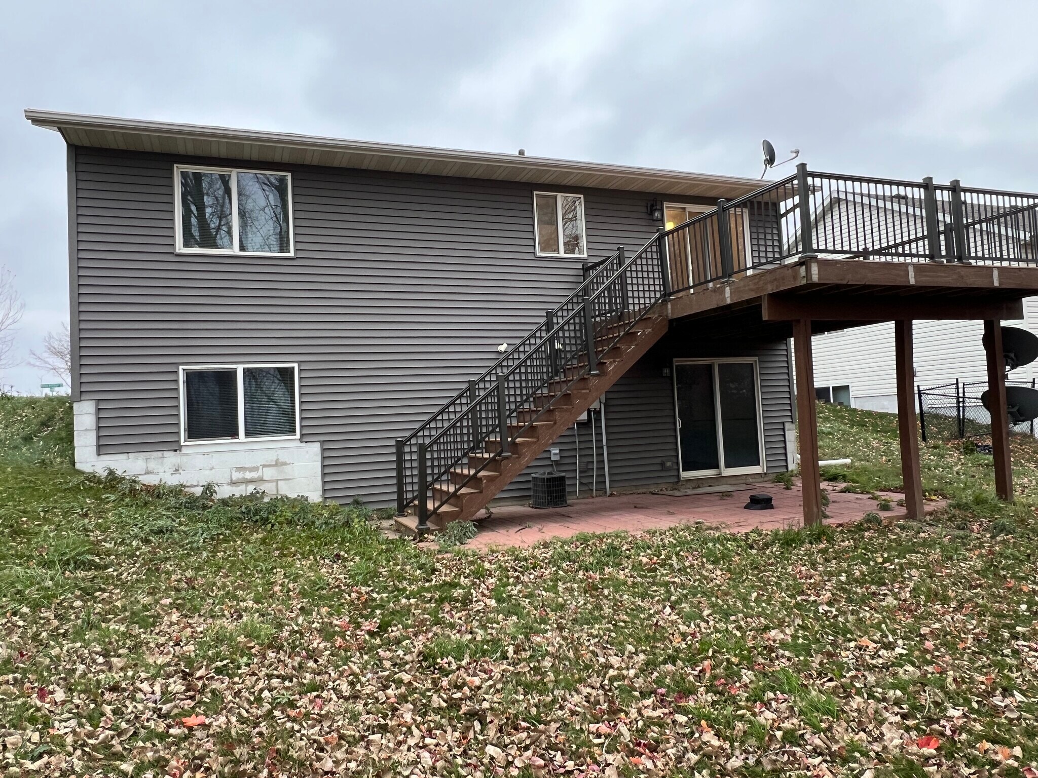 Building Photo - 5409 King Arthur Dr NW