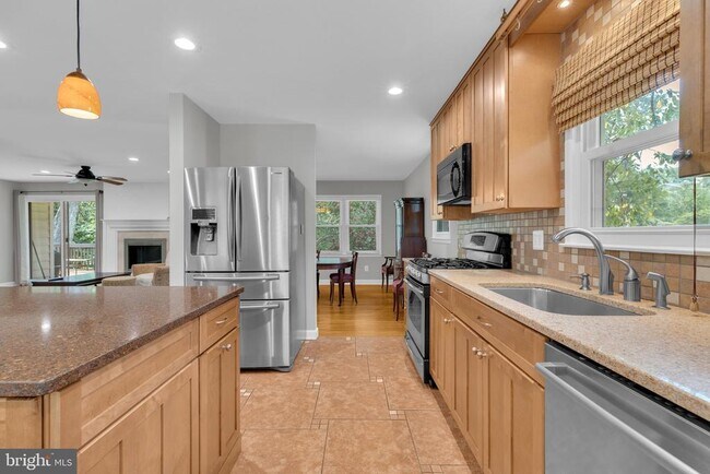 Building Photo - 4314 Argonne Dr