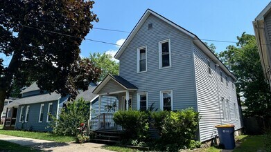 Building Photo - 846 Jennette Ave NW