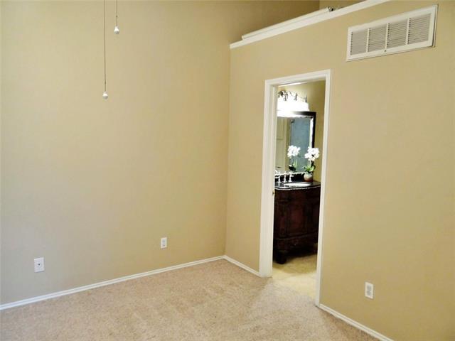 Building Photo - 517 Ranch Trail
