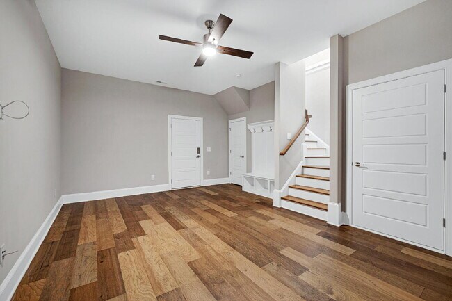 Building Photo - 4909 Madone Dr