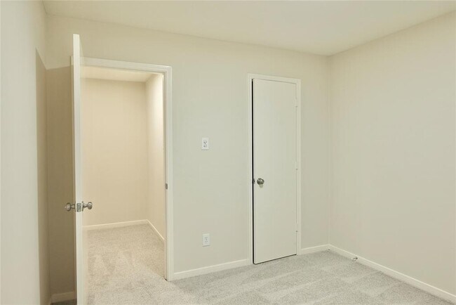 Building Photo - 23902 Spring Way Dr
