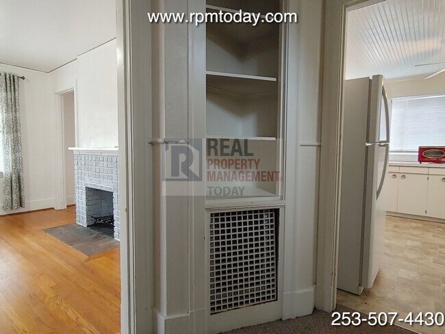 Building Photo - Barlow-1703 (Olympic Group)