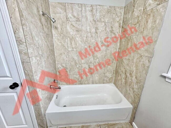 Building Photo - 1051 Mosby Rd