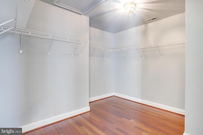 Building Photo - 6411 Velliety Ln