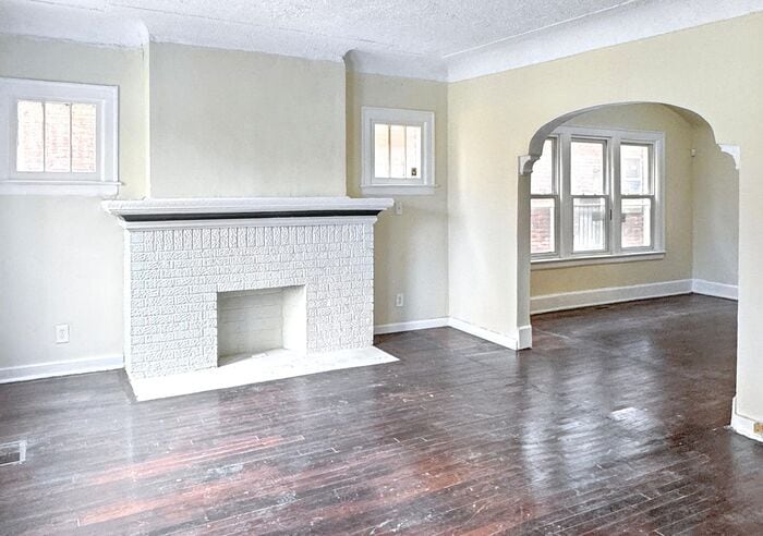 Building Photo - 3743 W Grand St