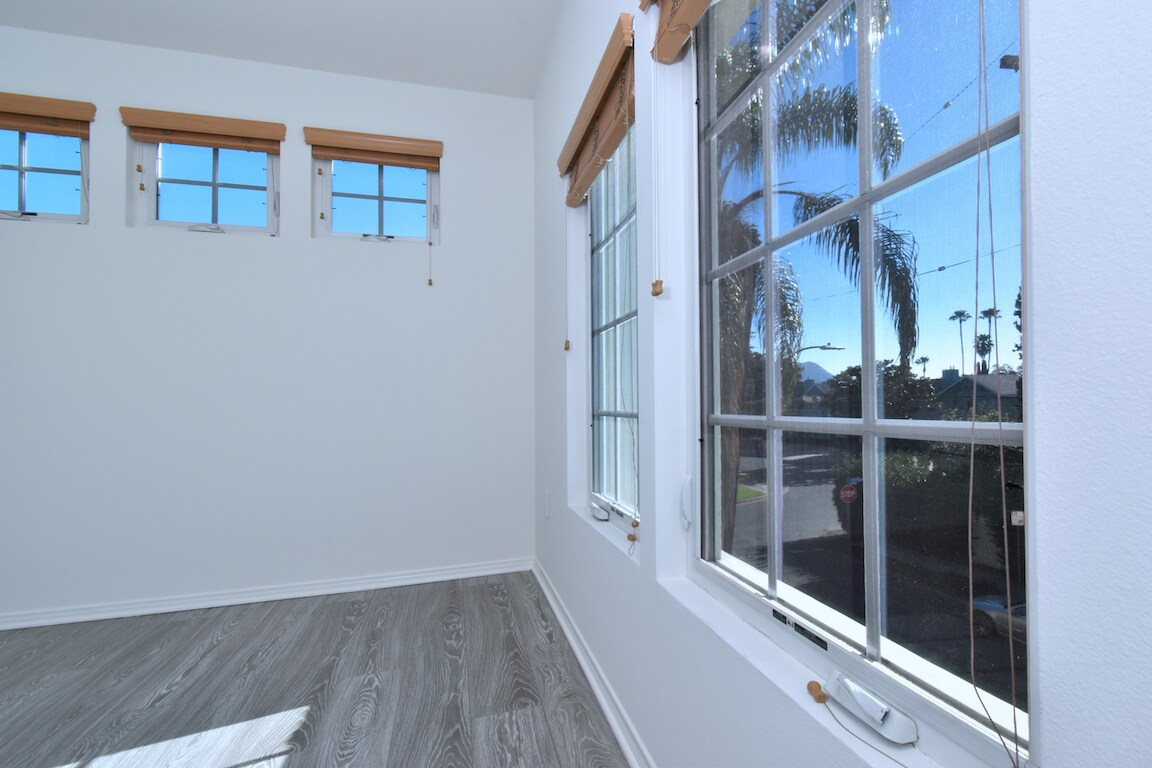 Building Photo - 11215 Huston St