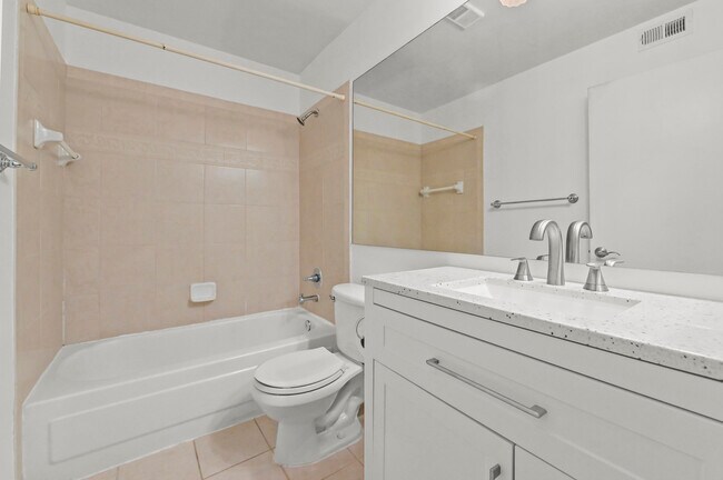 Building Photo - 1055 Crystal Way