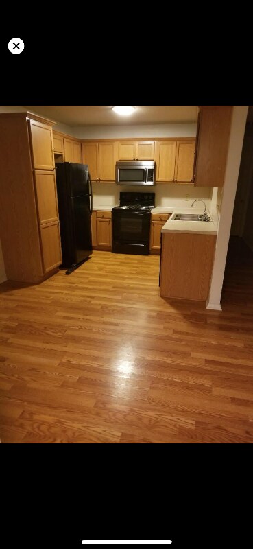 Building Photo - 1230 Spring St