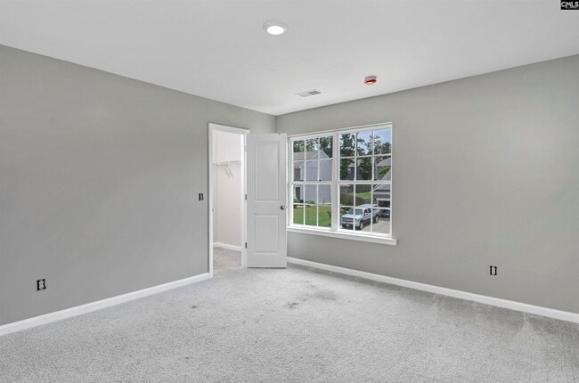 Building Photo - 414 Tulip Way