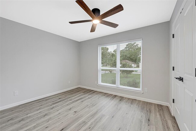 Building Photo - 23818 Lestergate Dr