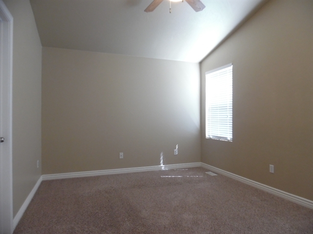 Building Photo - 1449 S 2490 E