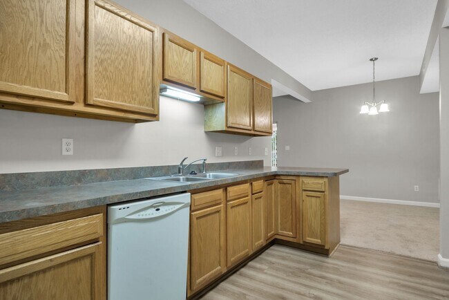 Building Photo - 5006 Liza Ln