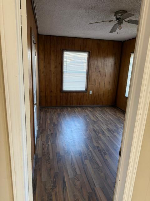 Building Photo - 1453 Mineral Wells Hwy