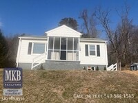 Building Photo - 6221 Shady Acres Dr