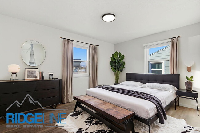 Building Photo - 2613 9th Ave S