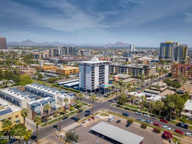 Building Photo - 805 4th Ave