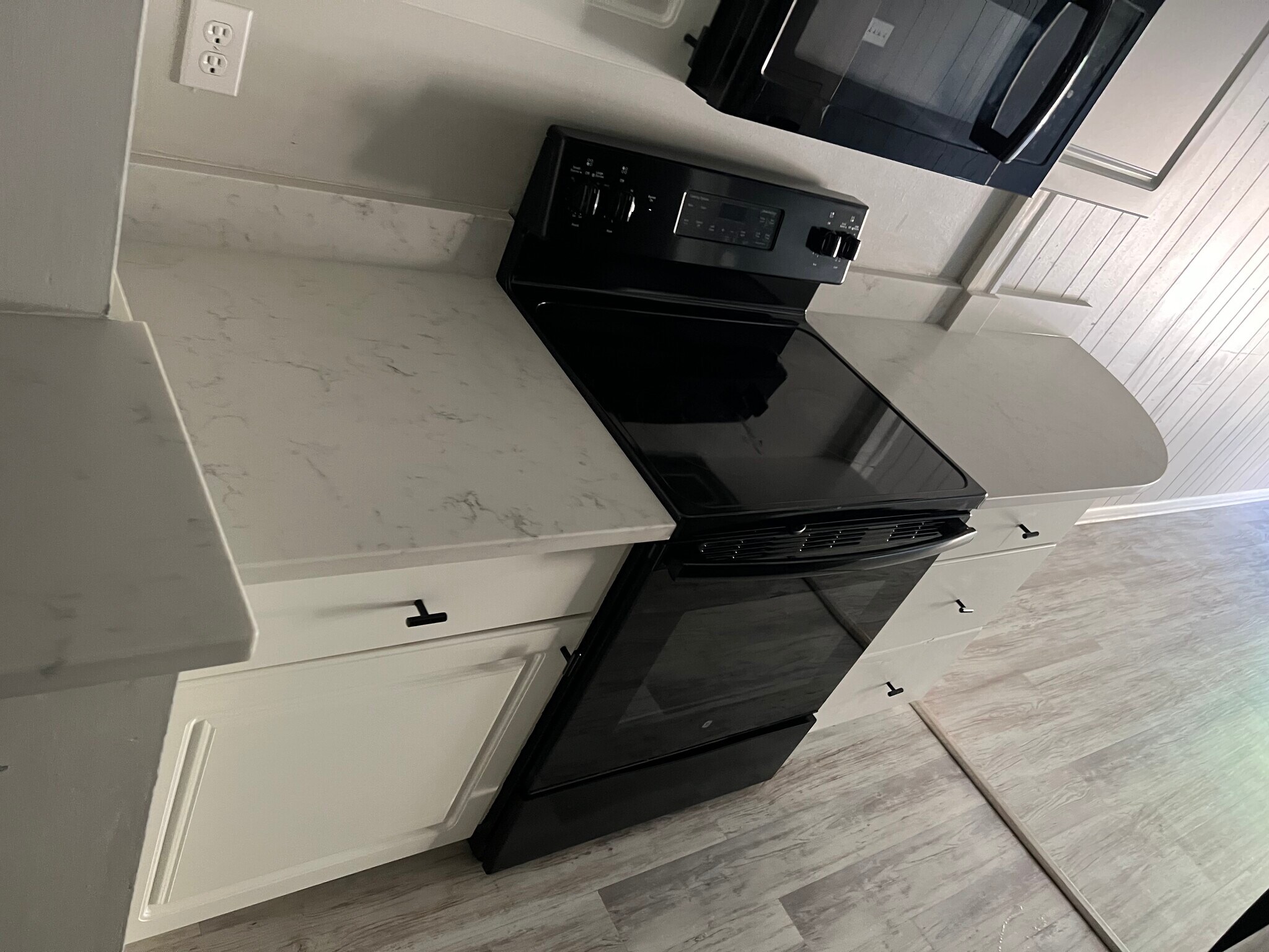 Building Photo - 37 Brighton Cir