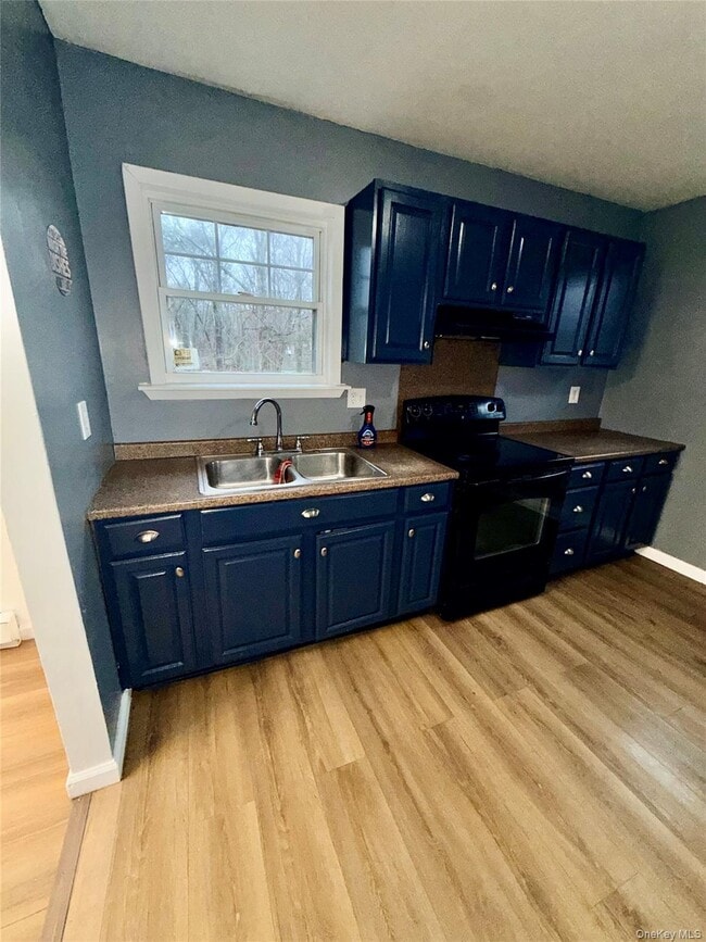 Building Photo - 546 Granny Rd