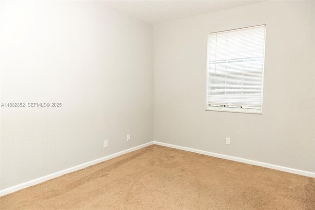 Building Photo - 5662 Enclave Pl