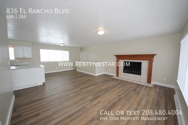 Building Photo - 836 El Rancho Blvd