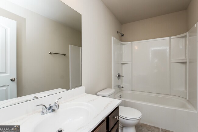 Building Photo - 118 Bradford Ct