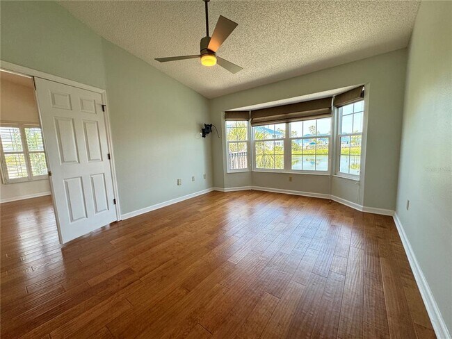 Building Photo - 1005 Pelican Ct