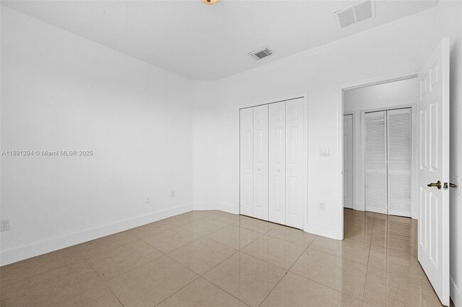Building Photo - 12172 SW 122nd Ct
