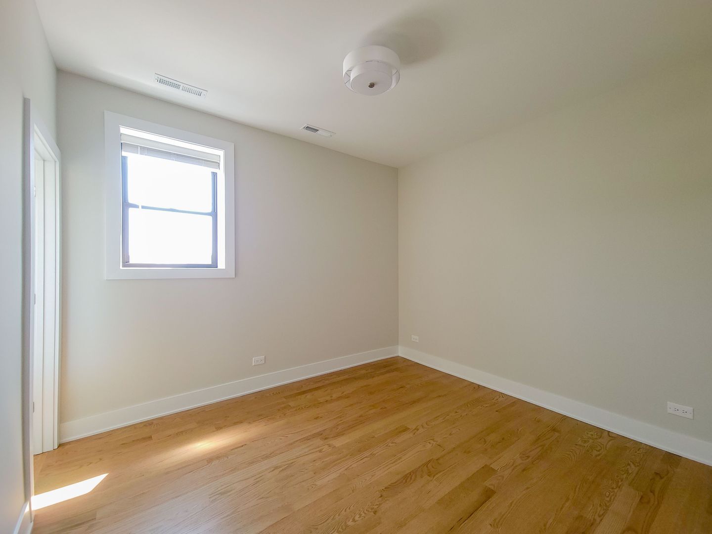 Building Photo - 4409 N Seeley Ave