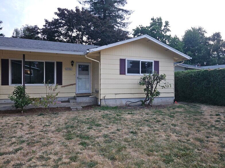 Primary Photo - 6336 SE Cedarcrest Dr