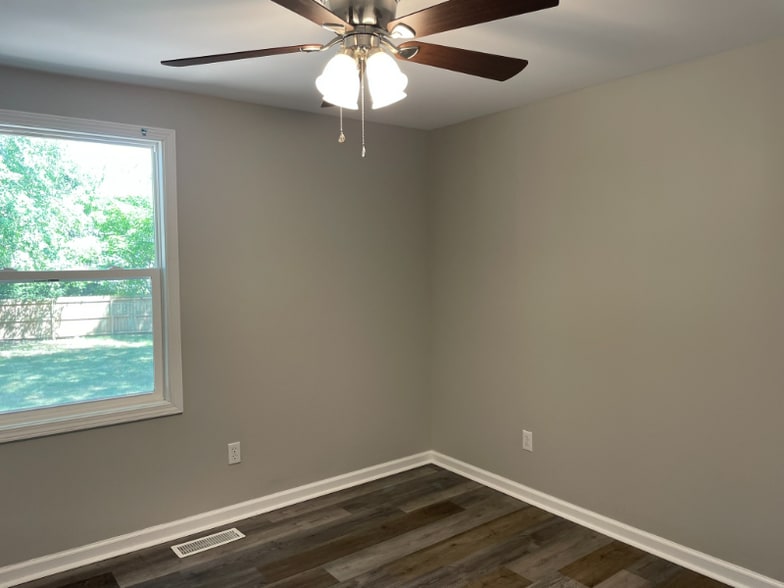 Building Photo - 1626 Tendril Ct