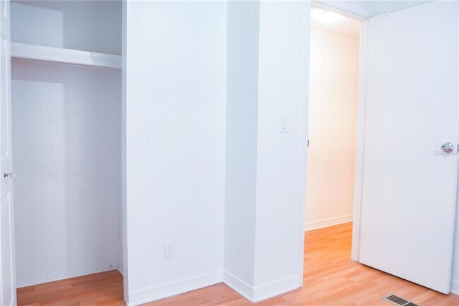 Building Photo - 630 Carpenter Rd