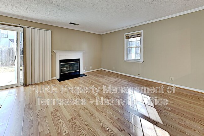 Building Photo - 473 Claircrest Dr