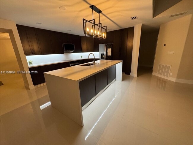 Building Photo - 20160 NW 9th Dr